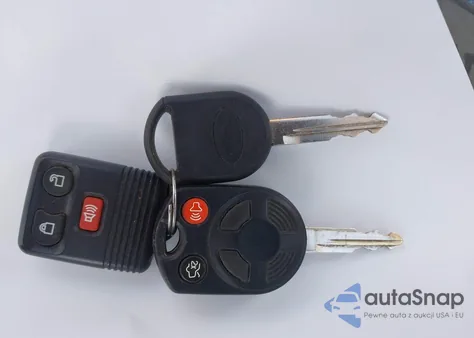 2012 Ford Escape Limited из США, поврежденный, VIN 1FMCU0E74CKC79612